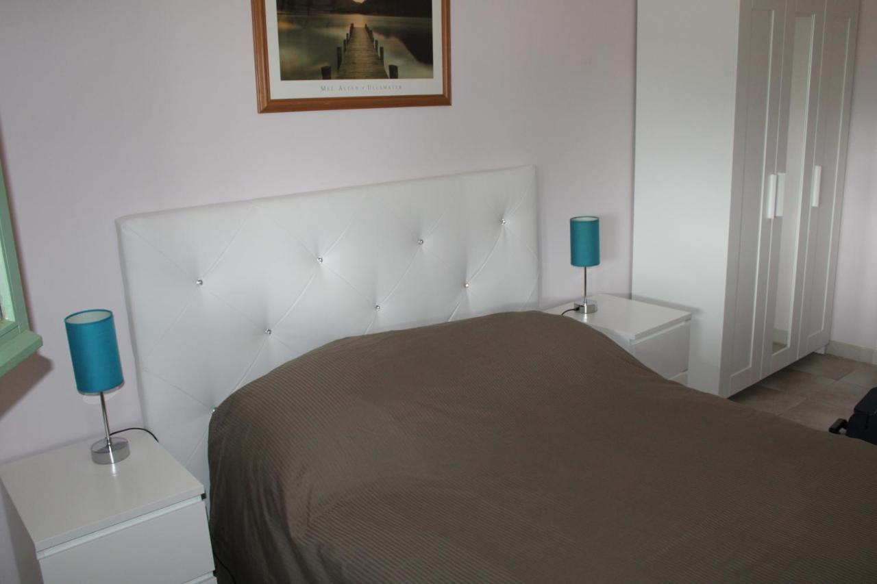 Le Chat Botte - Vankantiehuis In Languedoc-Roussillion Bed & Breakfast Routier Eksteriør bilde